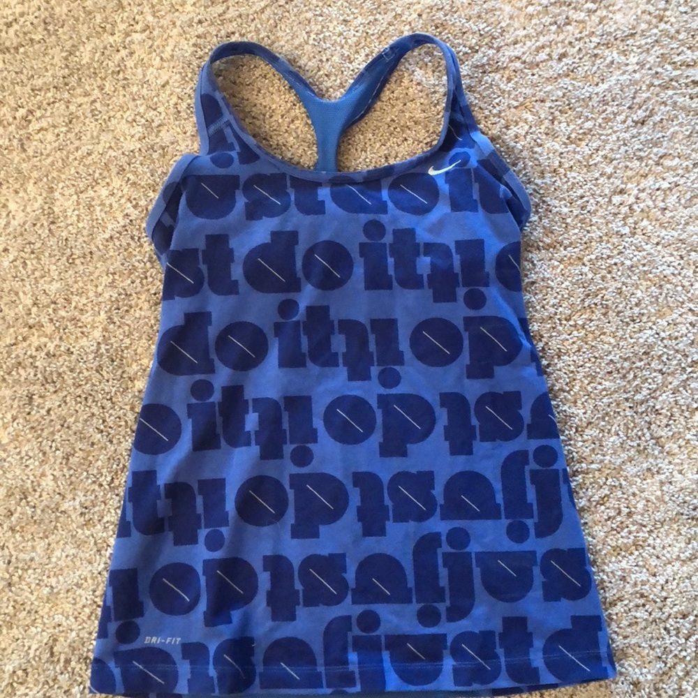 Nike workout top